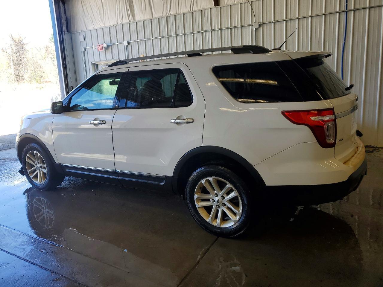 2013 Ford Explorer Xlt - Фото 2