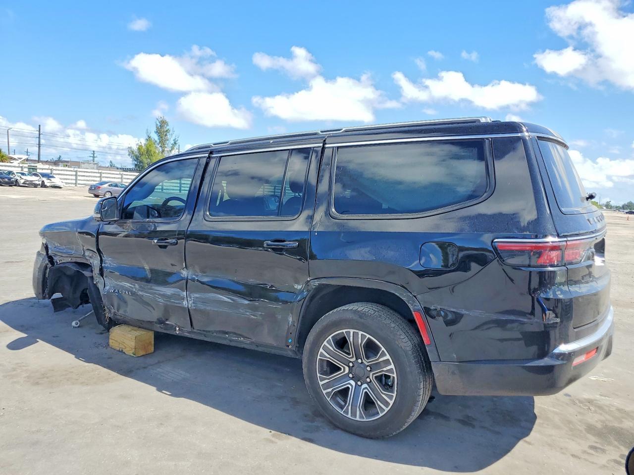2024 Jeep Wagoneer Series I - Фото 2