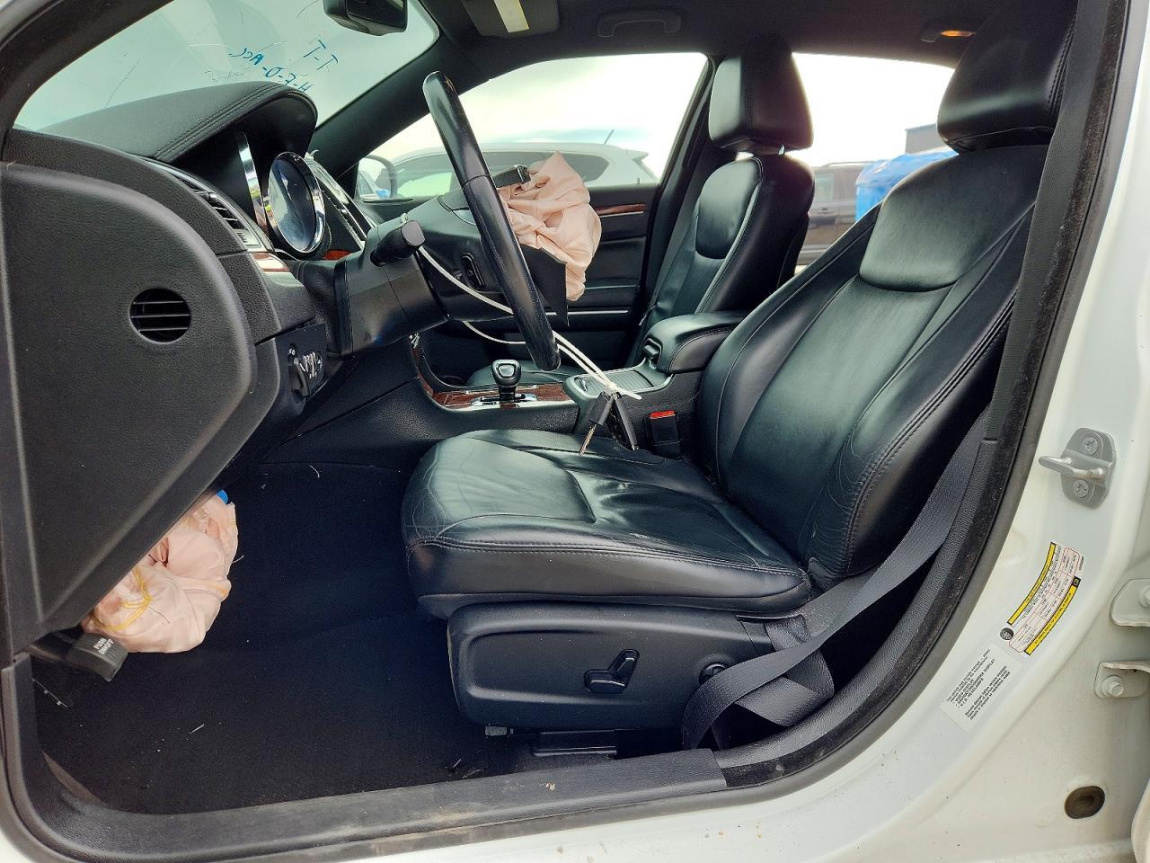 2014 Chrysler 300 - Фото 7