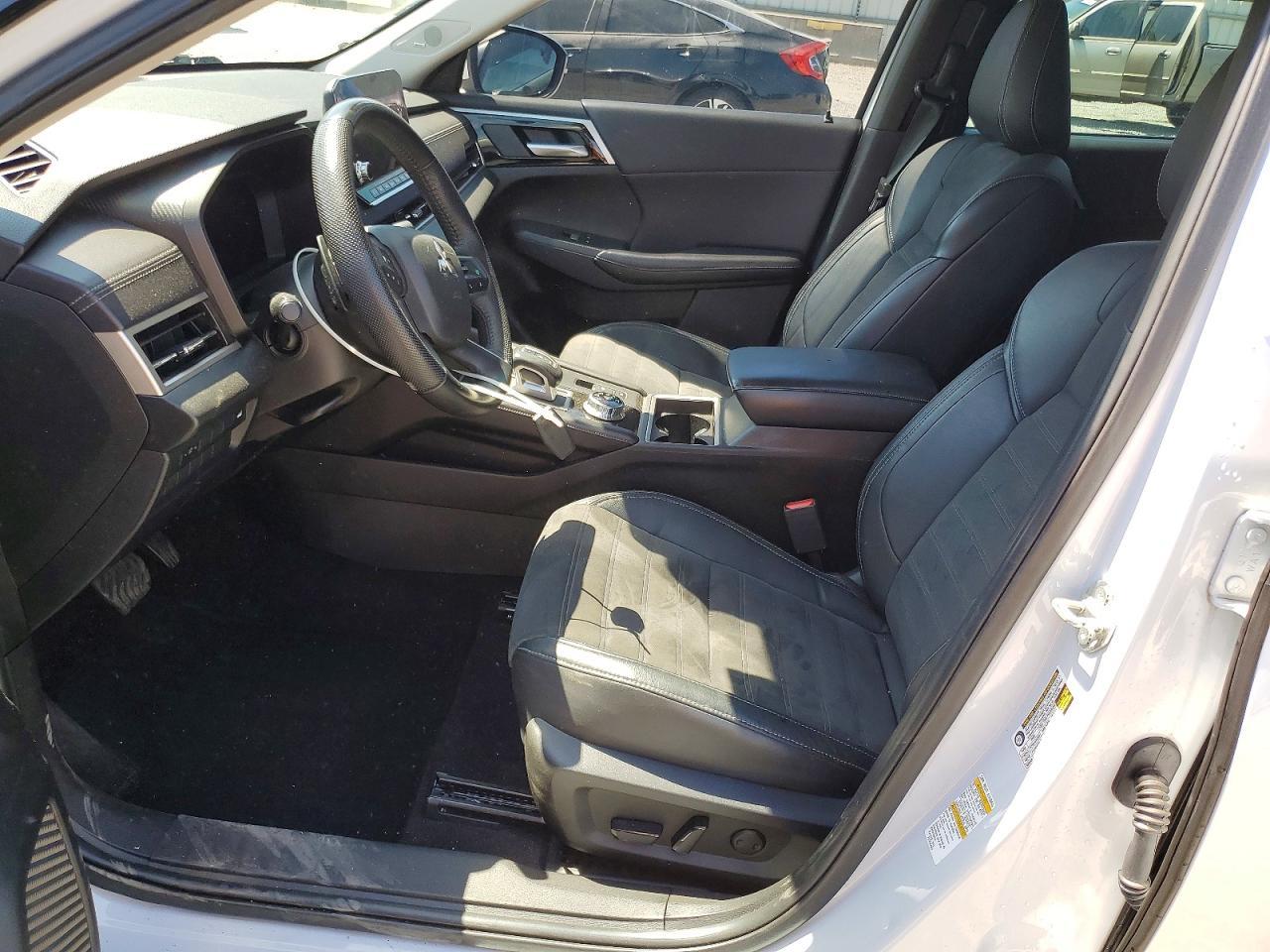 2023 Mitsubishi Outlander Se - Фото 7