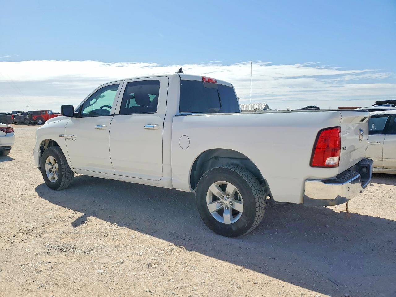 2017 Ram 1500 Slt - Фото 2