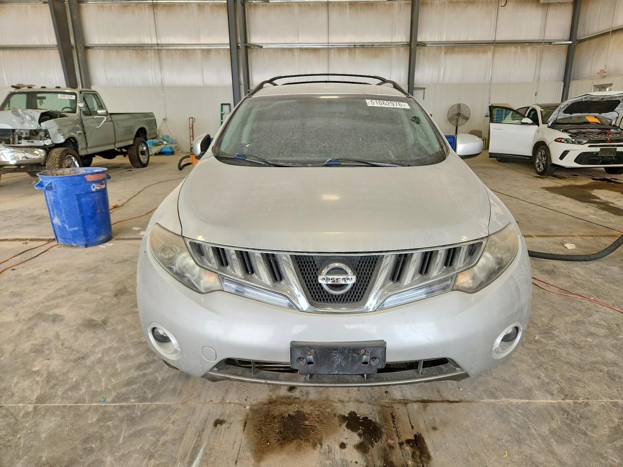 2010 Nissan Murano S - Фото 5