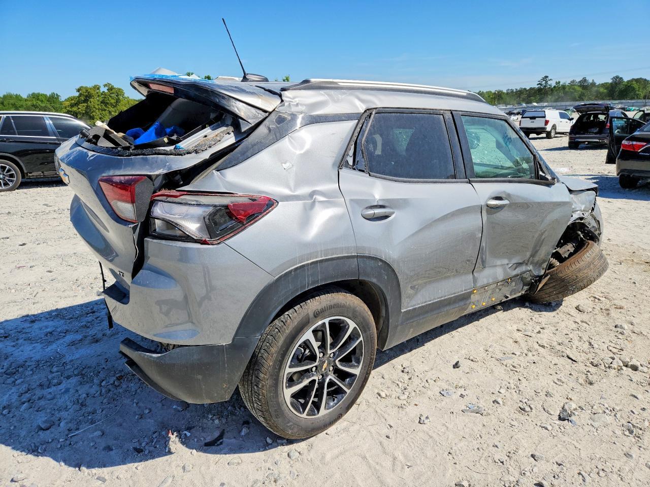2025 Chevrolet Trailblazer Lt - Image 3