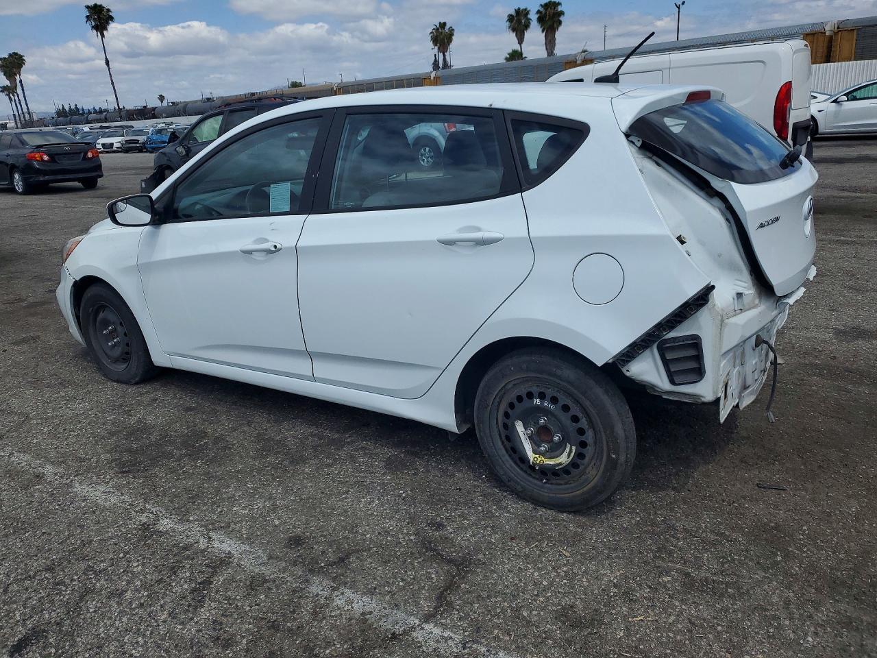 2016 Hyundai Accent Se - Фото 2