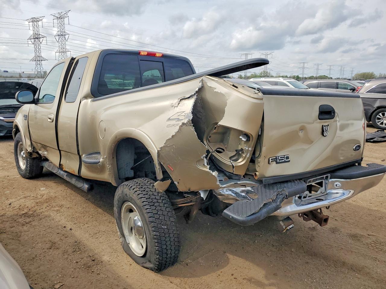 2004 Ford F150 - Фото 2