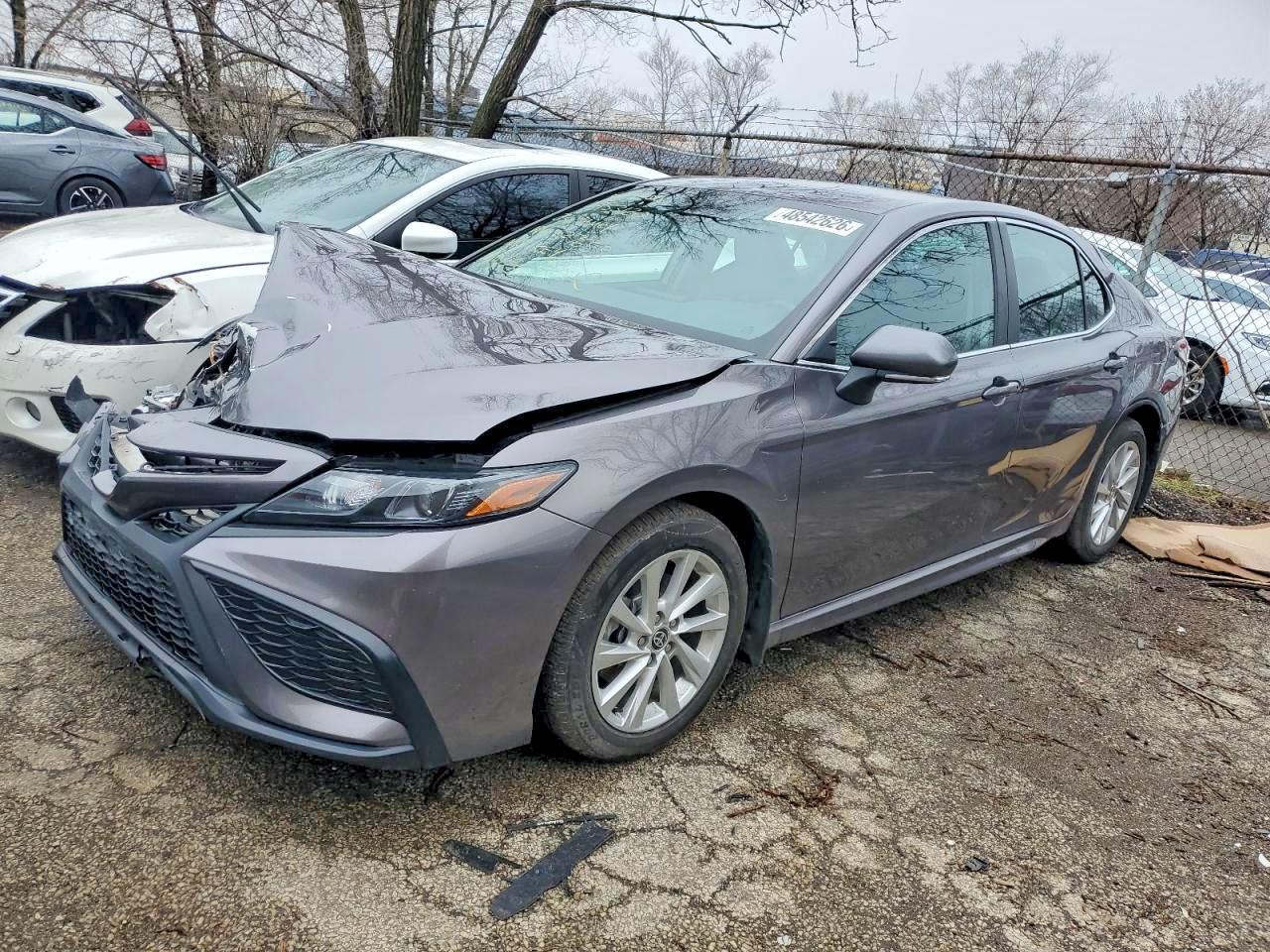 2023 Toyota Camry Se - Image 2