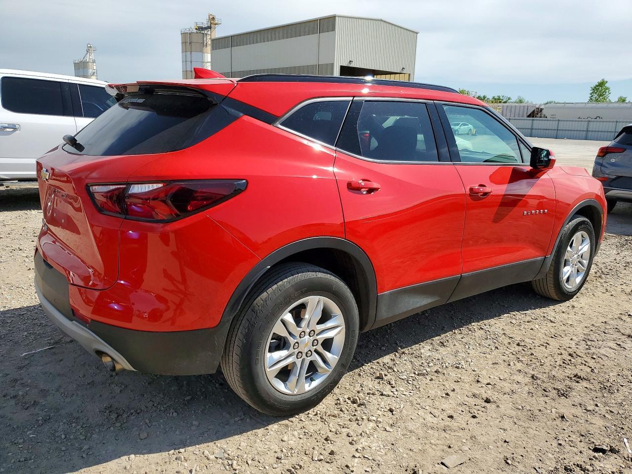 2022 Chevrolet Blazer 2Lt - Фото 3