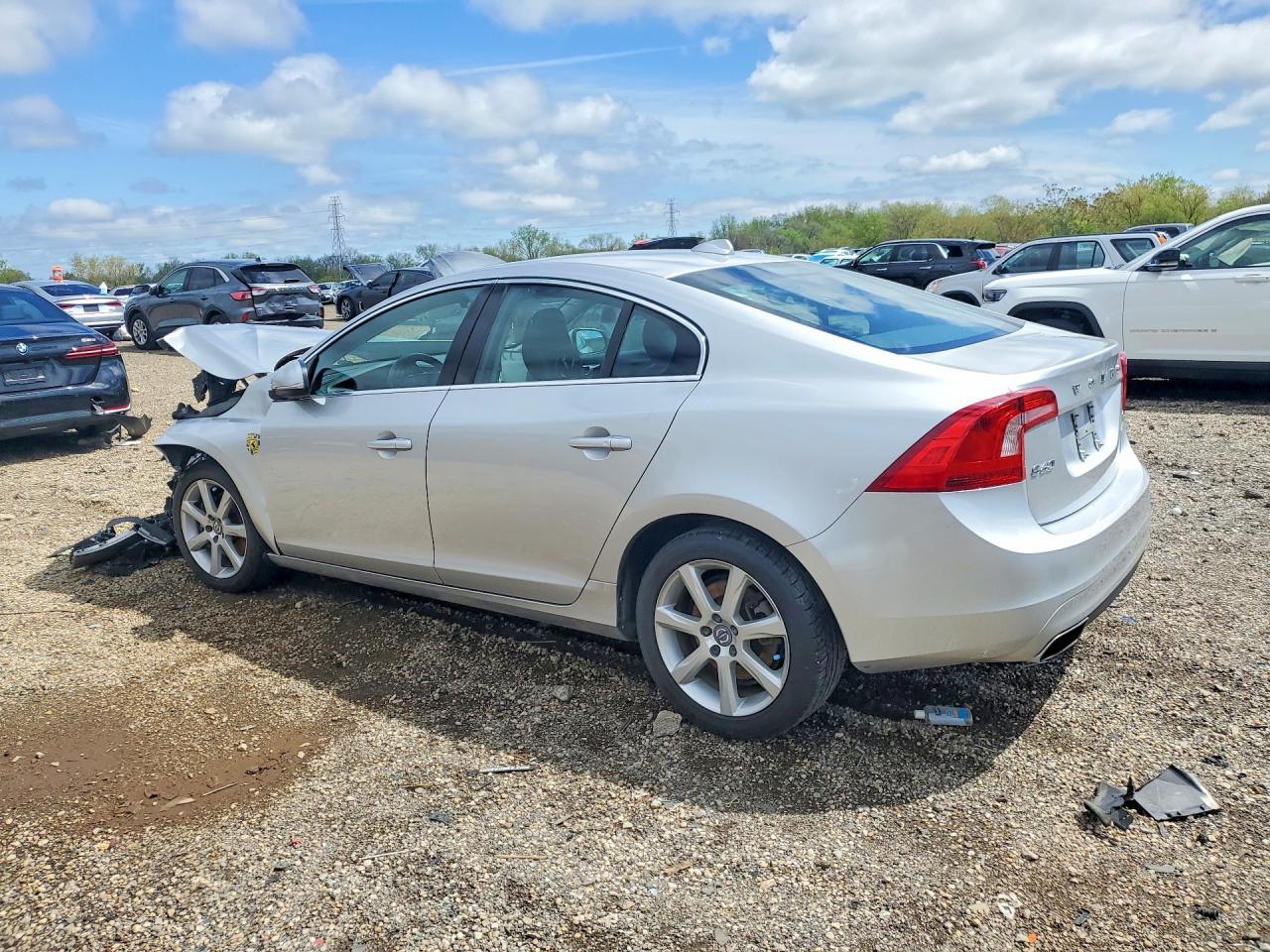 2016 Volvo S60 Premier - Image 2