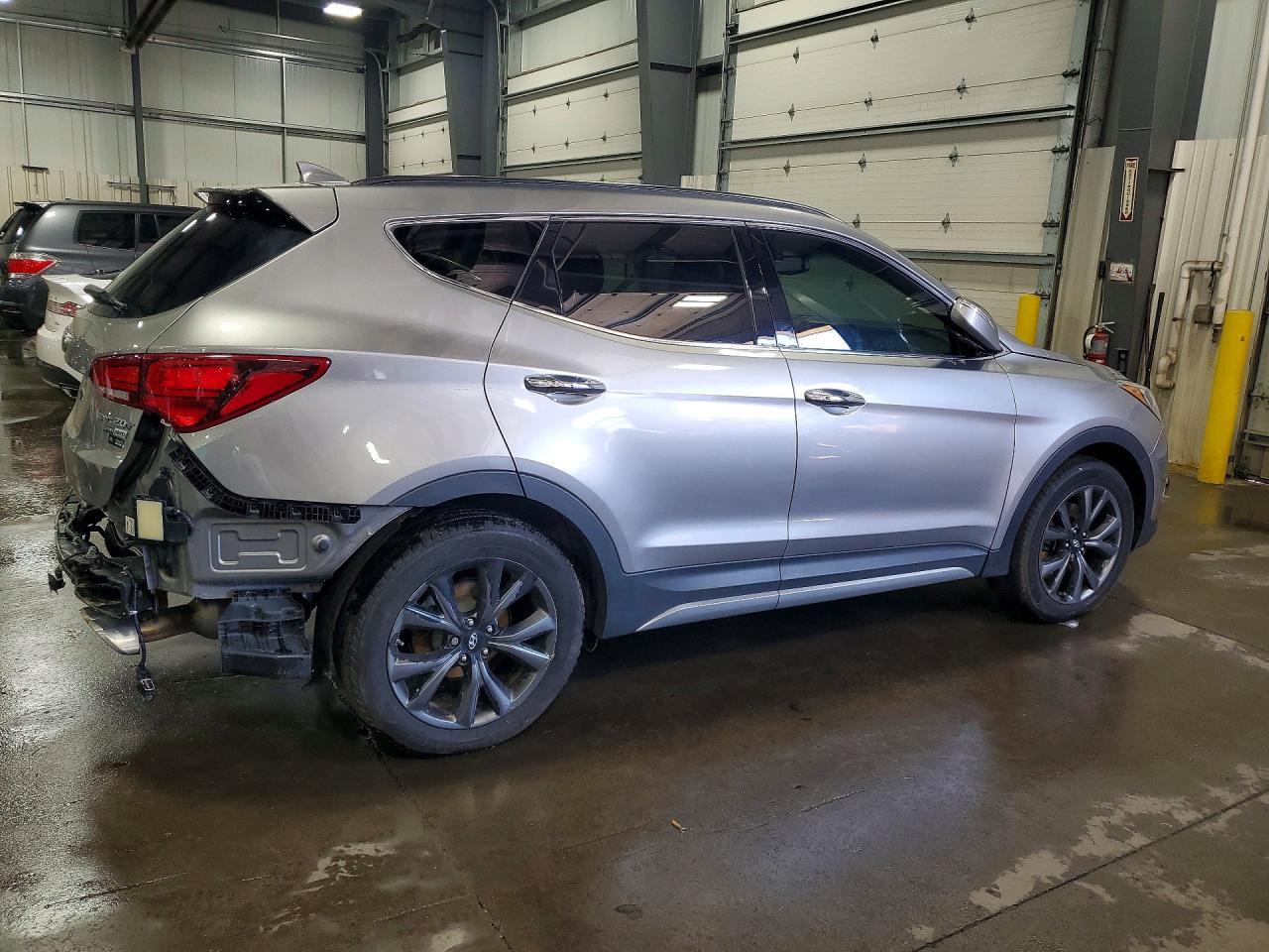 2017 Hyundai Santa Fe Sport 2.0T Ultimate - Фото 3
