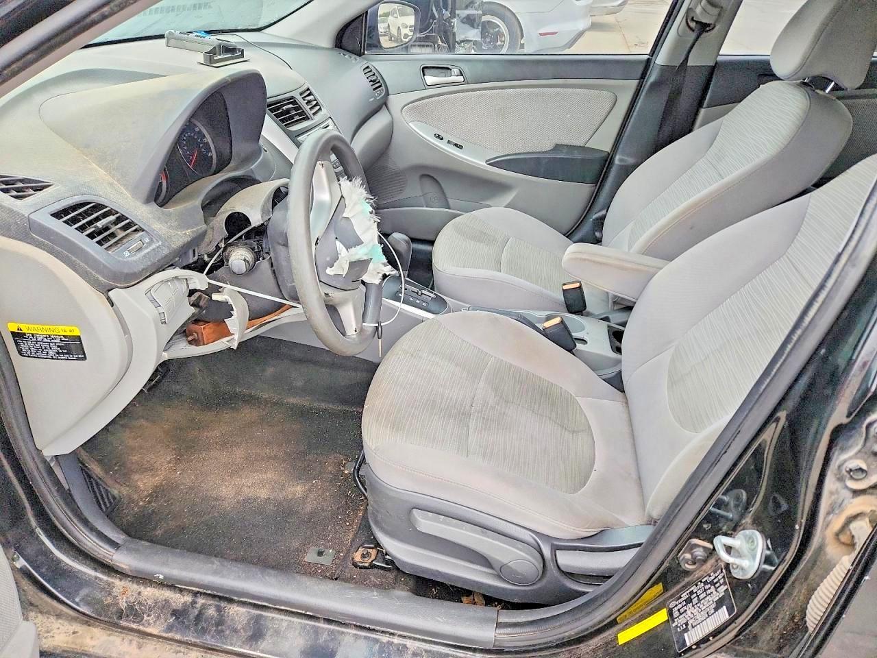 2014 Hyundai Accent - Фото 7