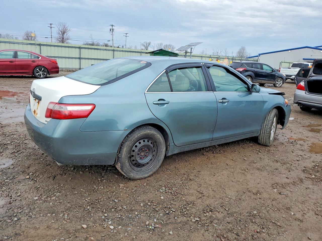 2009 Toyota Camry Xle V6 - Image 3