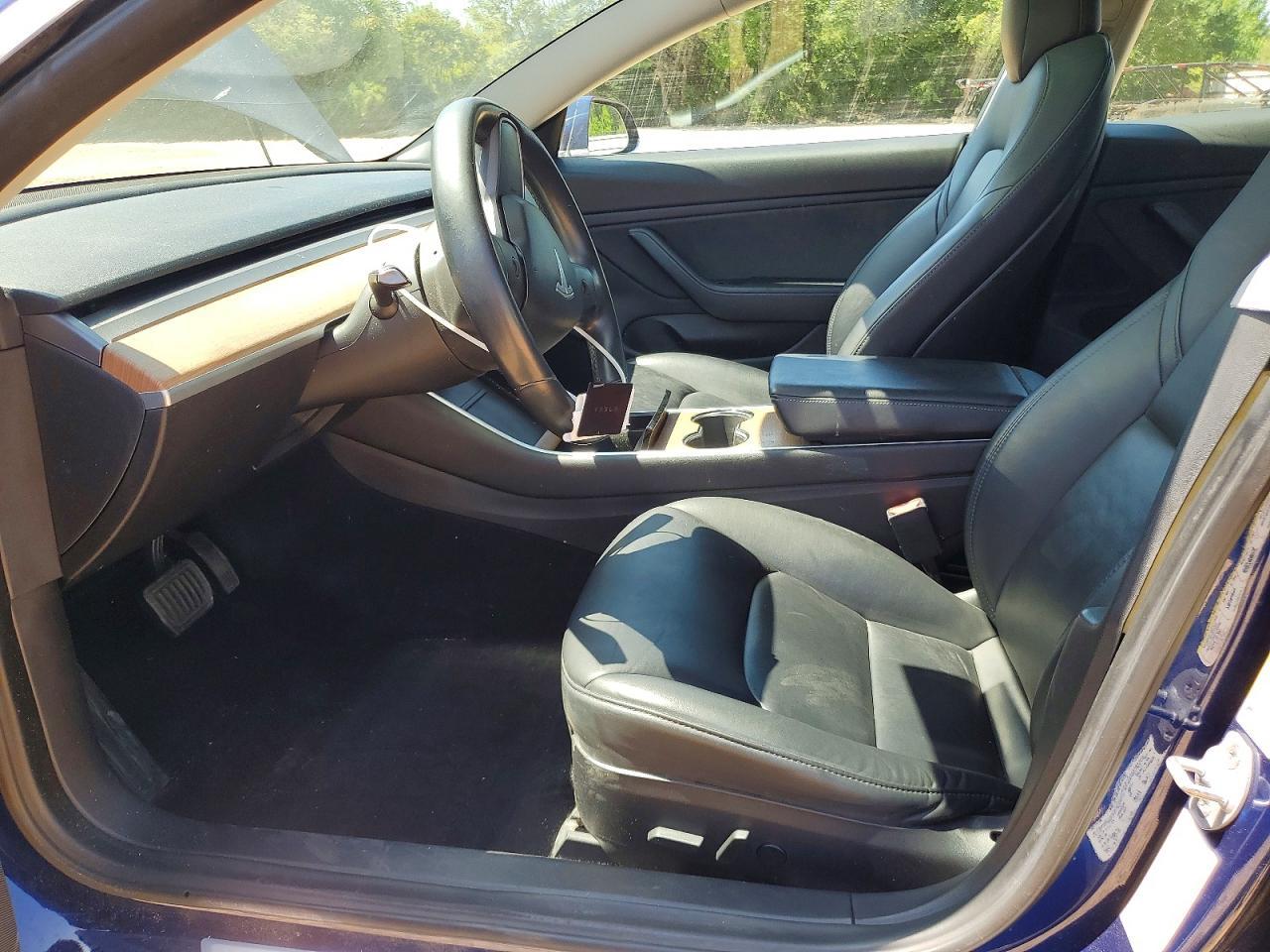 2019 Tesla Model 3 - Фото 7