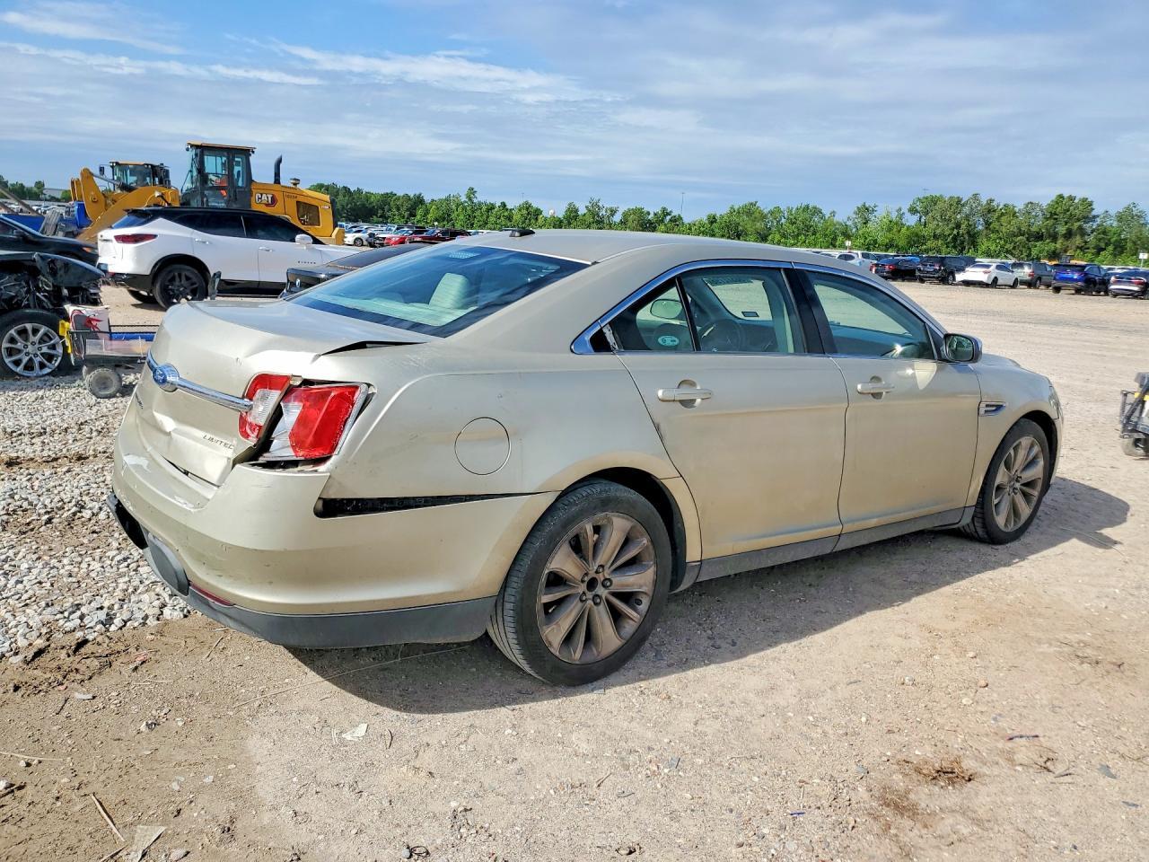 2011 Ford Taurus Limited - Фото 3