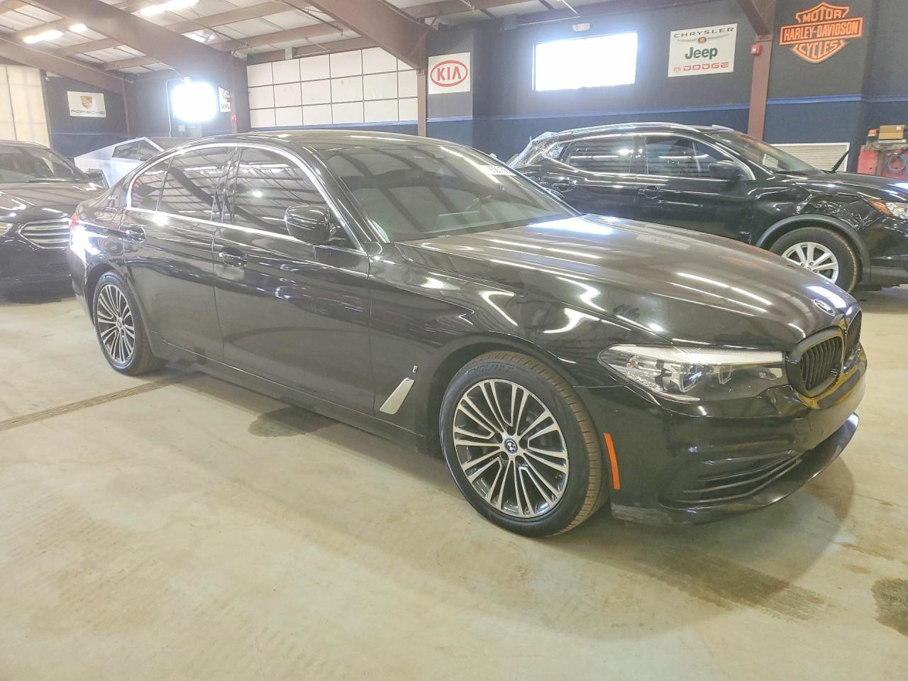 2019 BMW Motorrad 530E - Image 4