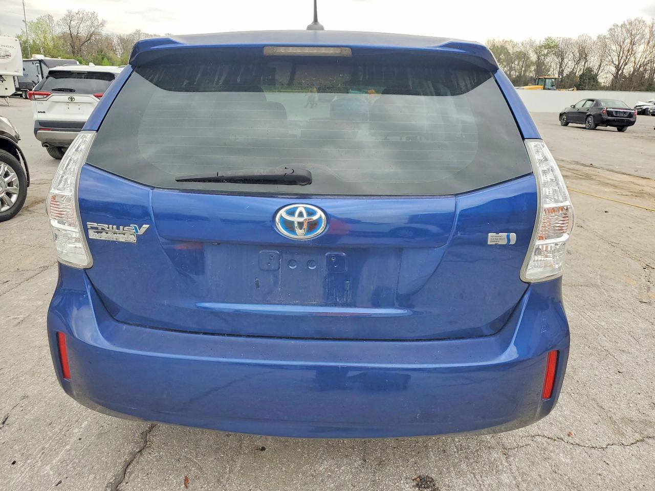 2012 Toyota Prius V Three - Фото 6