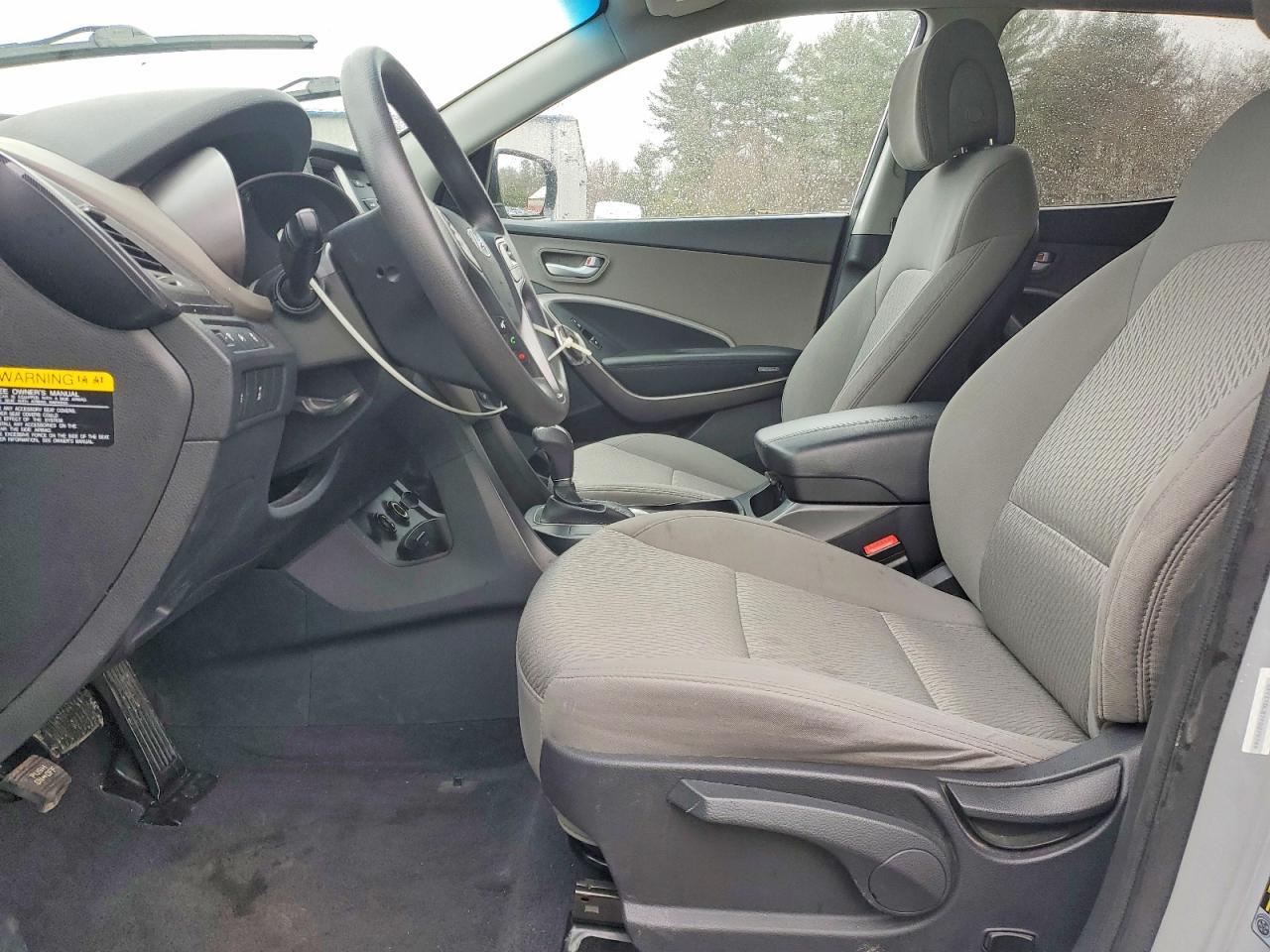2015 Hyundai Santa Fe Sport 2.4L - Image 7