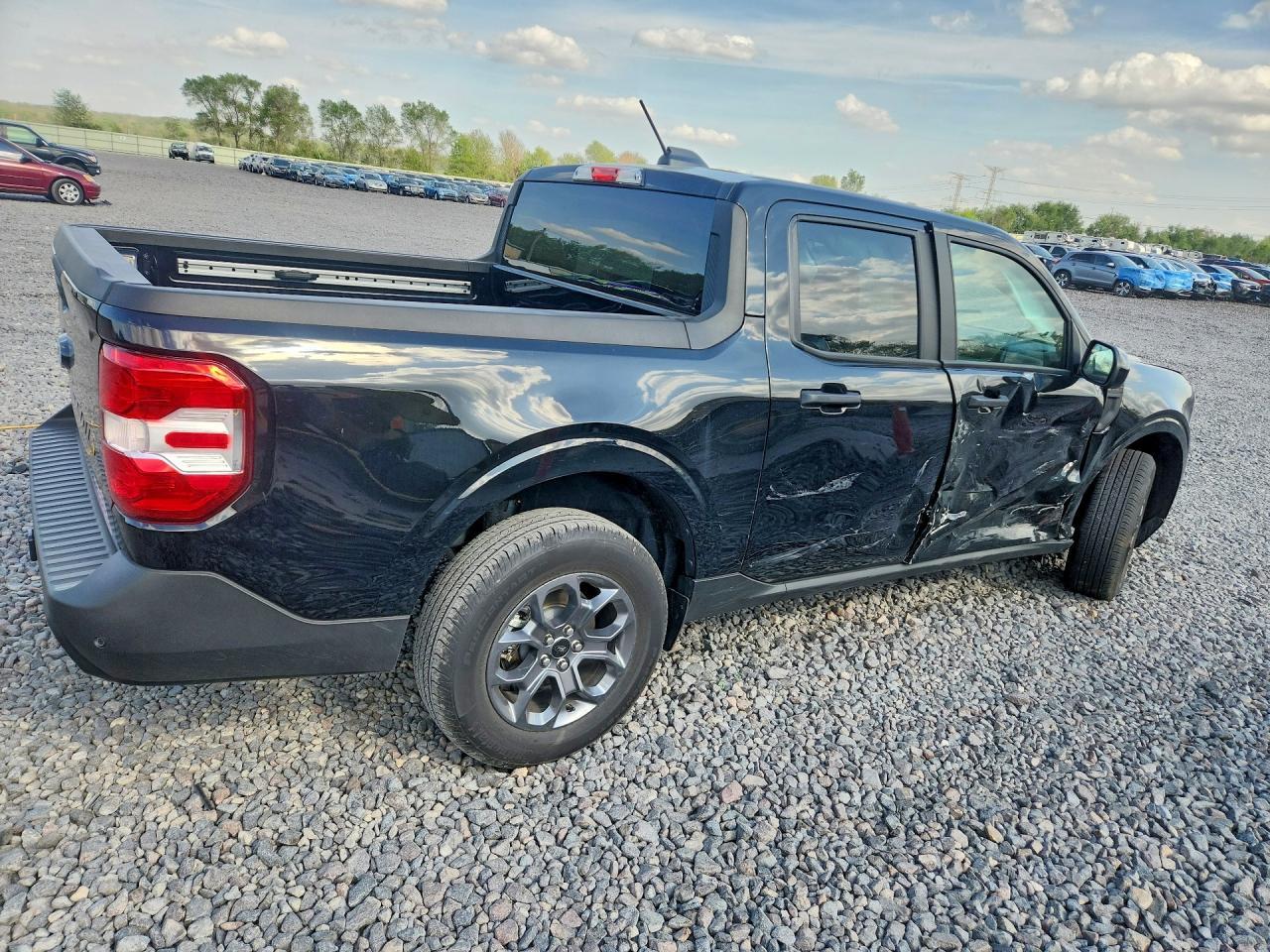 2025 Ford Maverick Xlt - Image 3