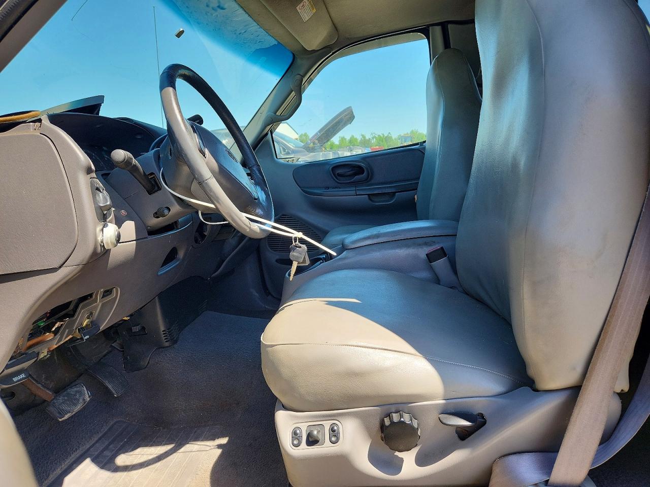 1999 Ford F150 - Фото 7