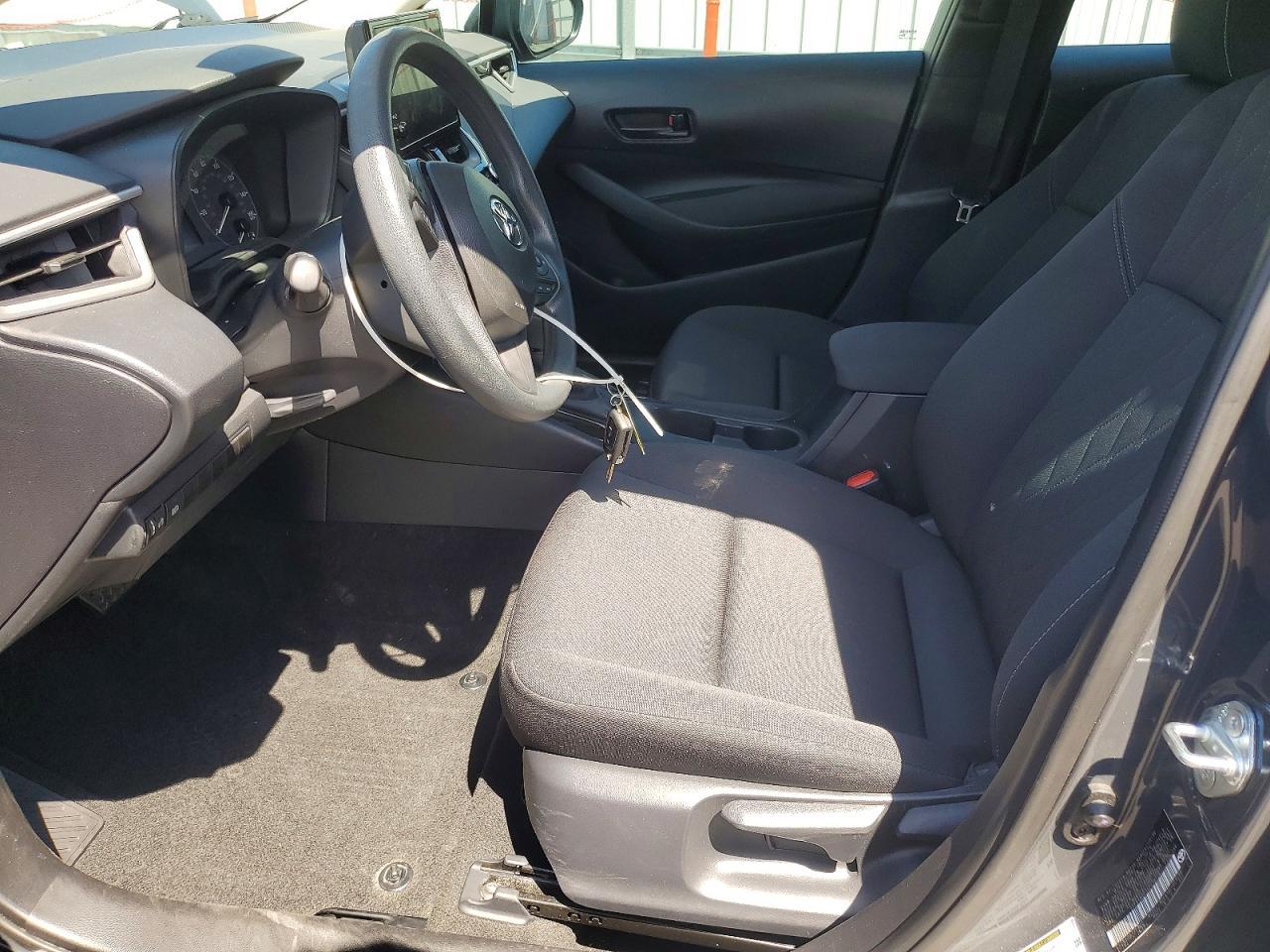 2025 Toyota Corolla Le - Image 7