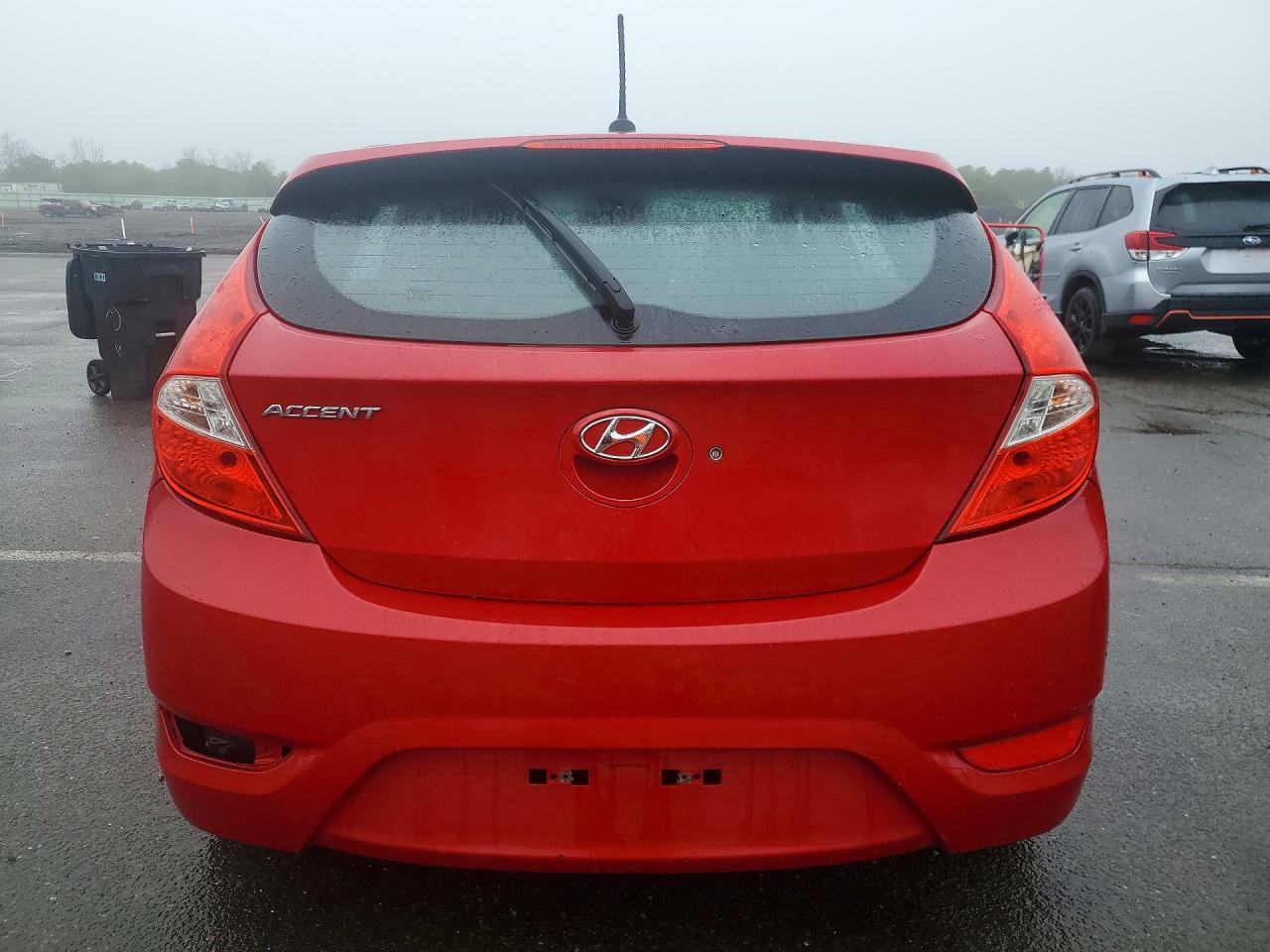 2012 Hyundai Accent Se - Фото 6