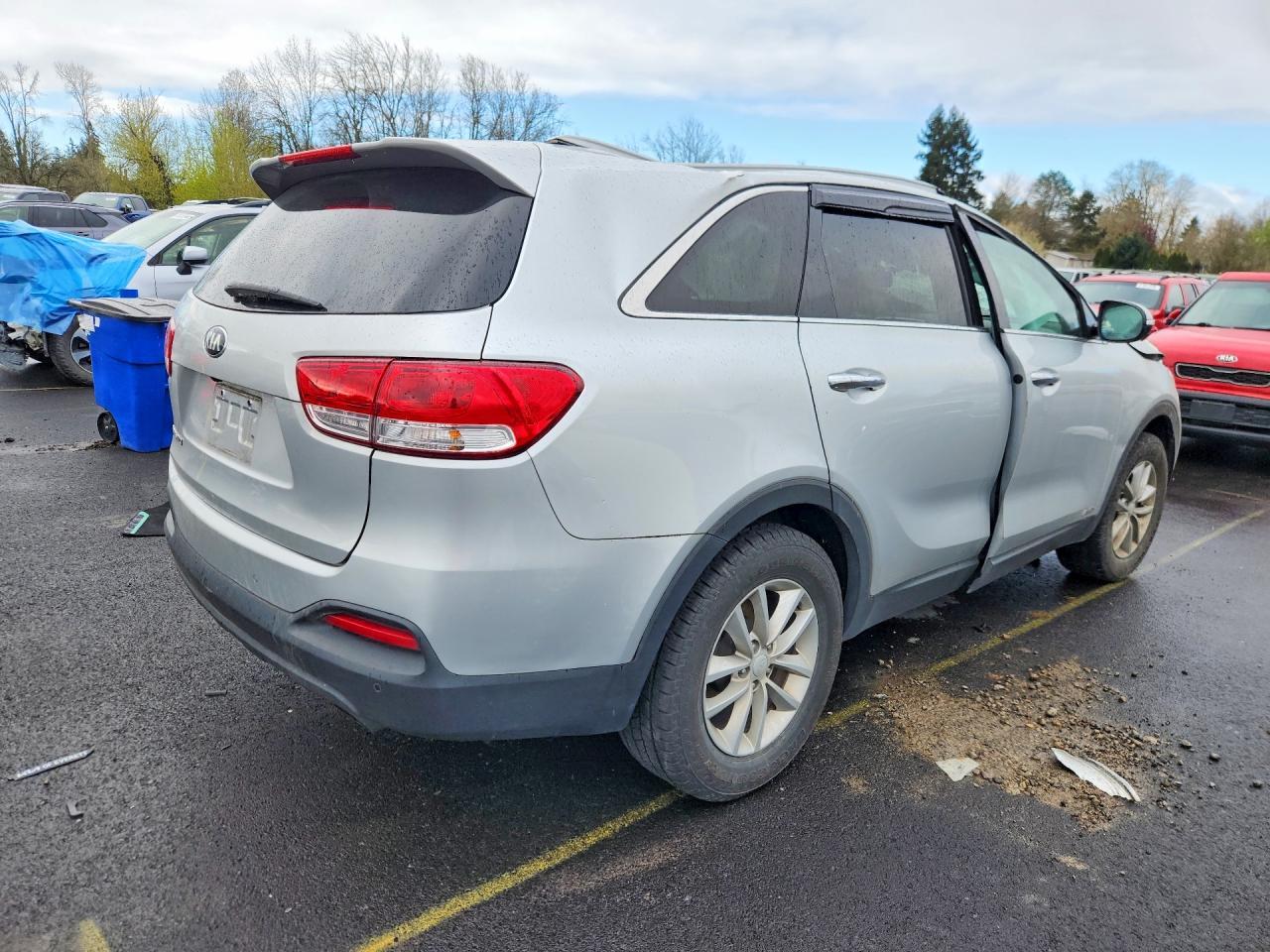 2017 Kia Sorento Lx - Image 3