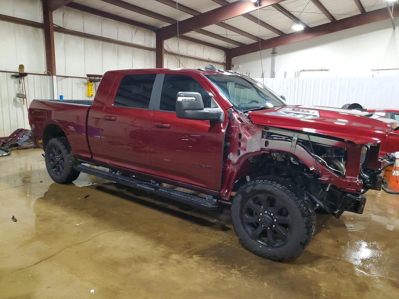2024 Ram 3500 Laramie - Фото 4