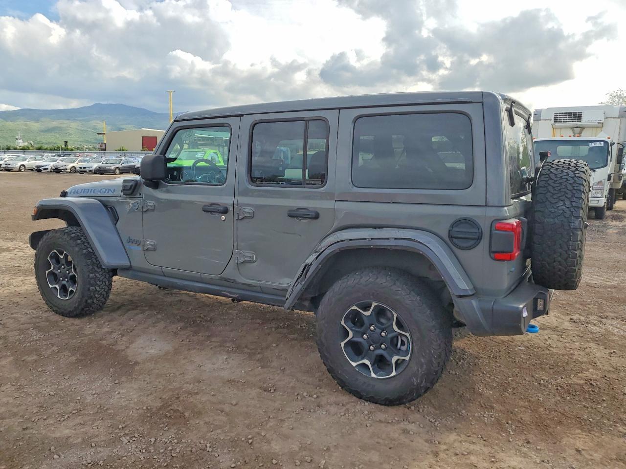 2022 Jeep Wrangler Unlimited Rubicon 4Xe - Фото 2
