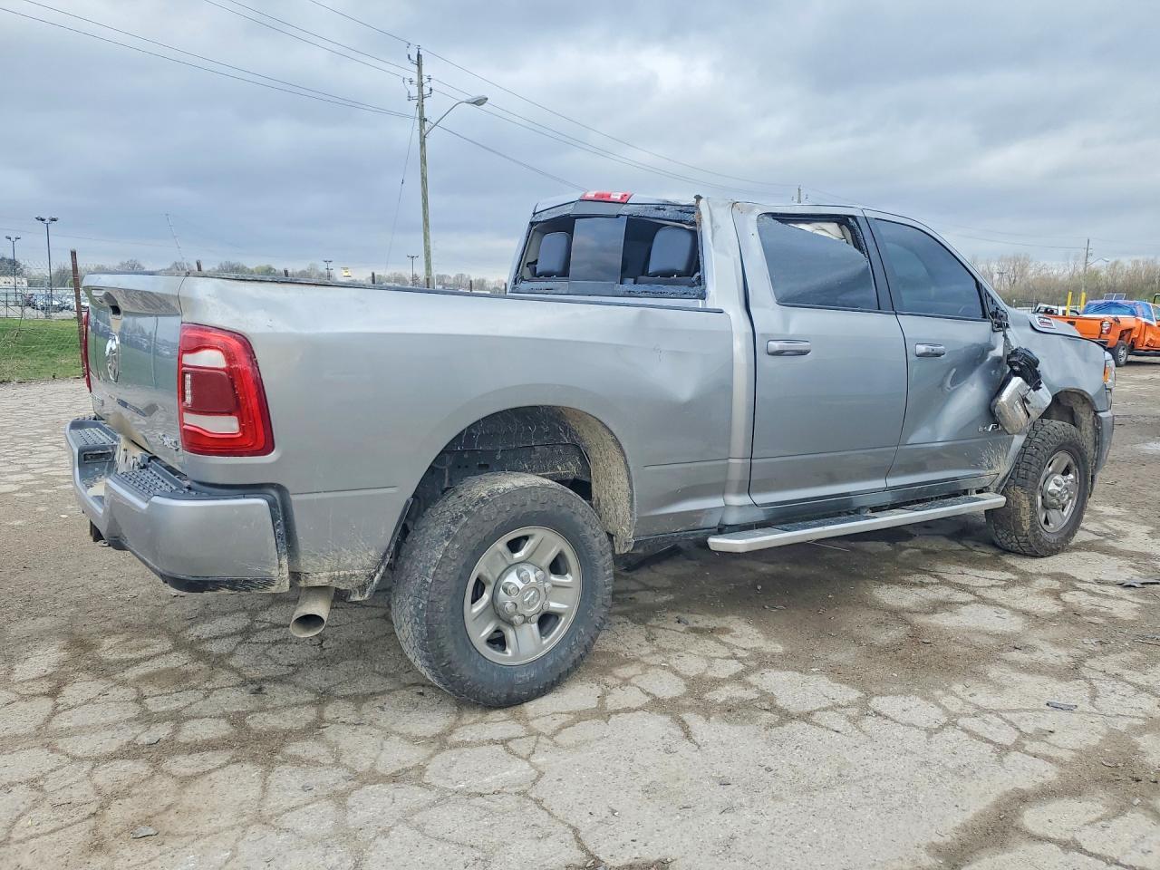 2024 Ram 2500 Laramie - Фото 3