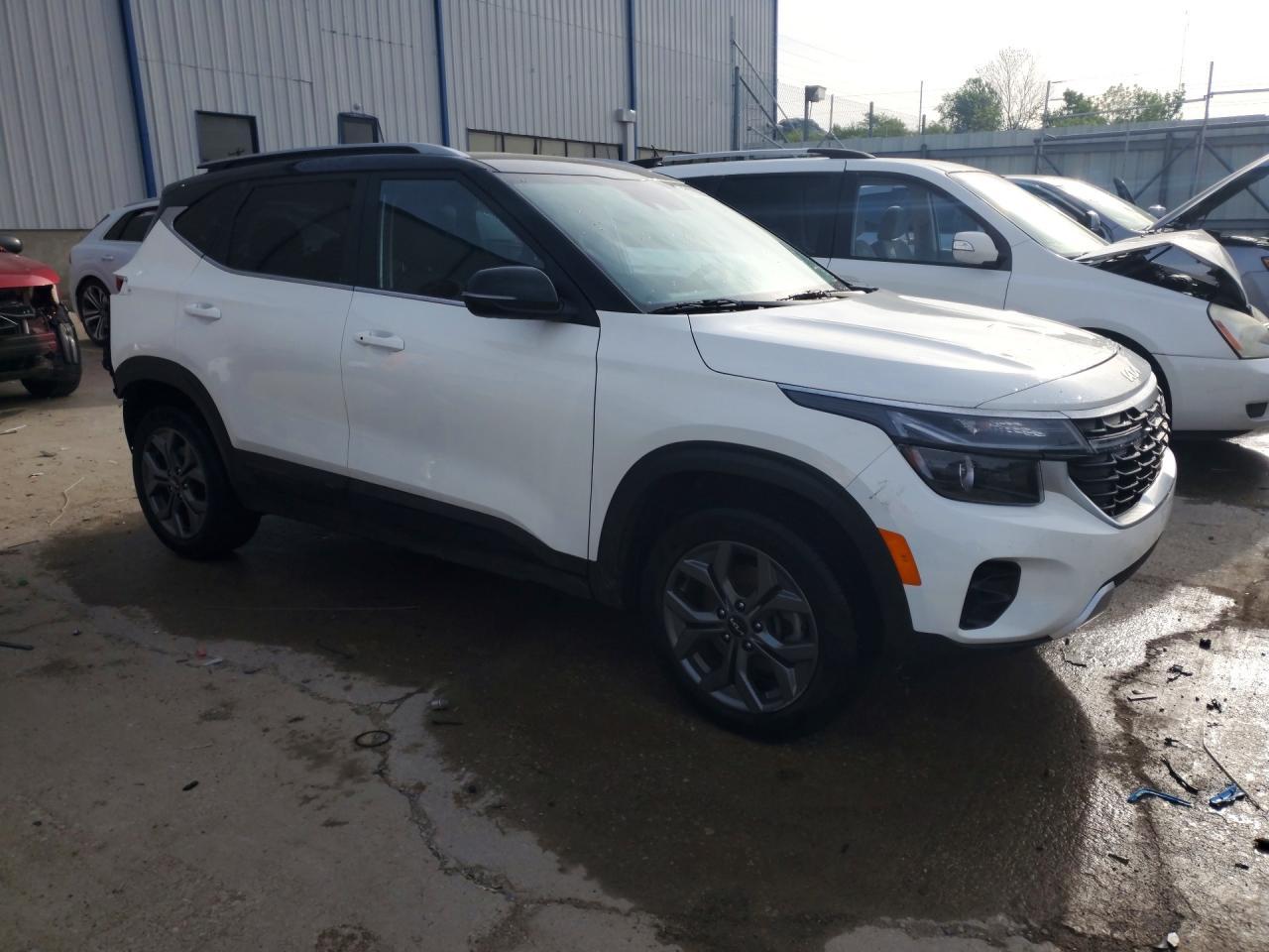 2024 Kia Seltos S - Image 4