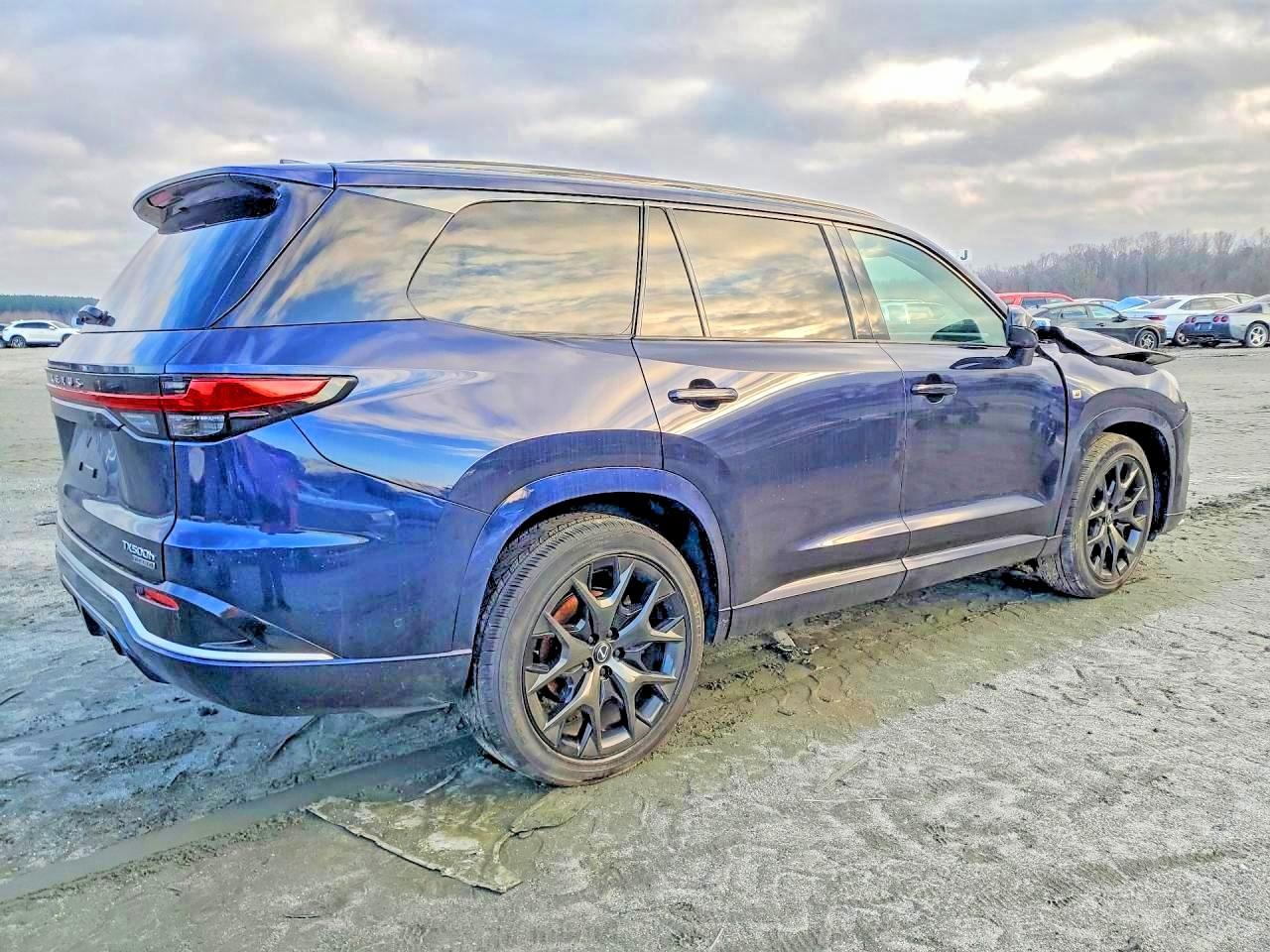2024 Lexus Tx 500H F Sport Premium - Фото 3