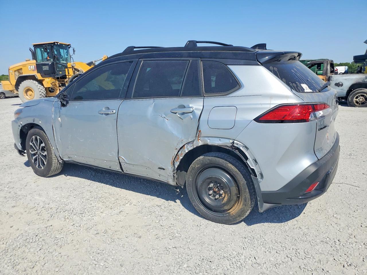 2023 Toyota Corolla Cross Hybrid Se - Image 2