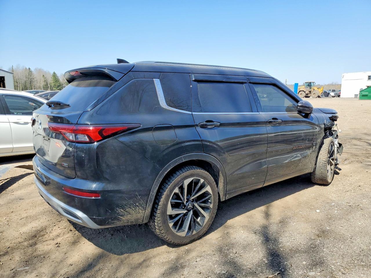 2022 Mitsubishi Outlander Sel - Image 3