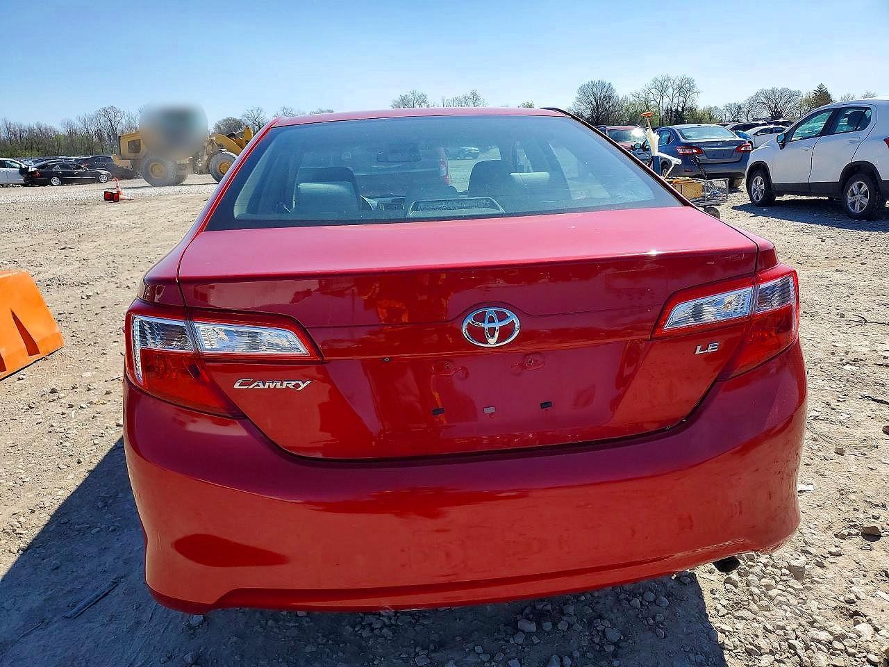 2014 Toyota Camry Le - Фото 6
