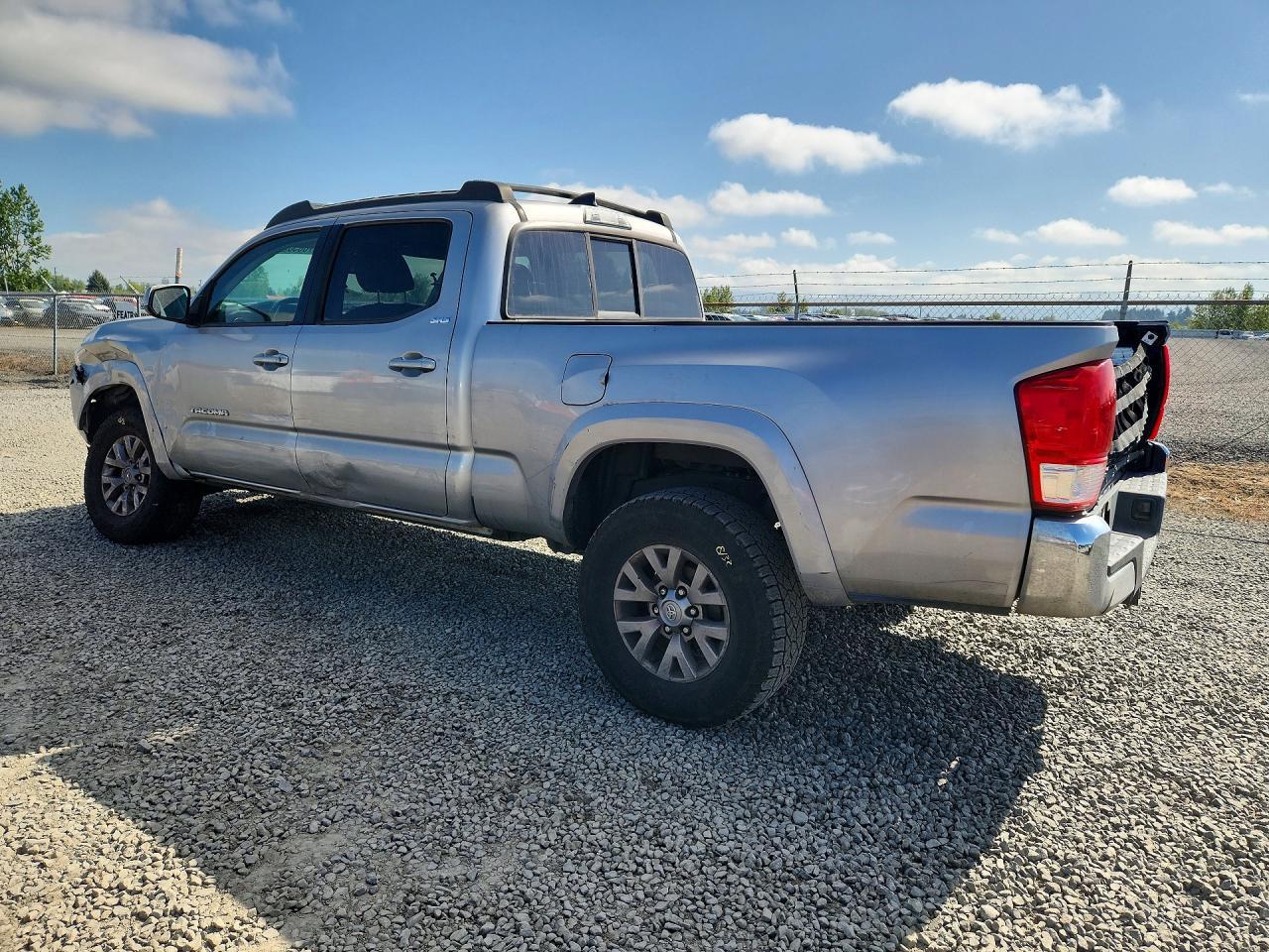 2016 Toyota Tacoma Sr5 V6 - Image 2