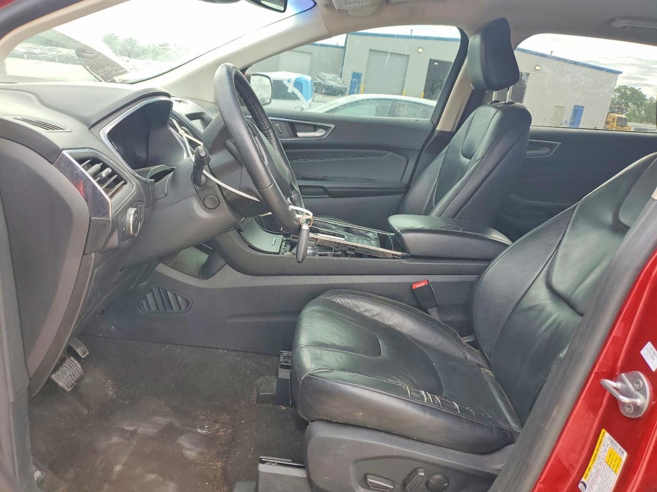 2020 Ford Edge Titanium - Фото 7