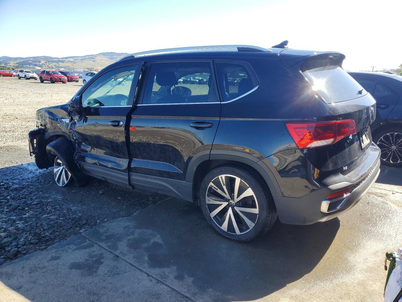 2024 Volkswagen Taos Se - Prior Fleet - Image 2