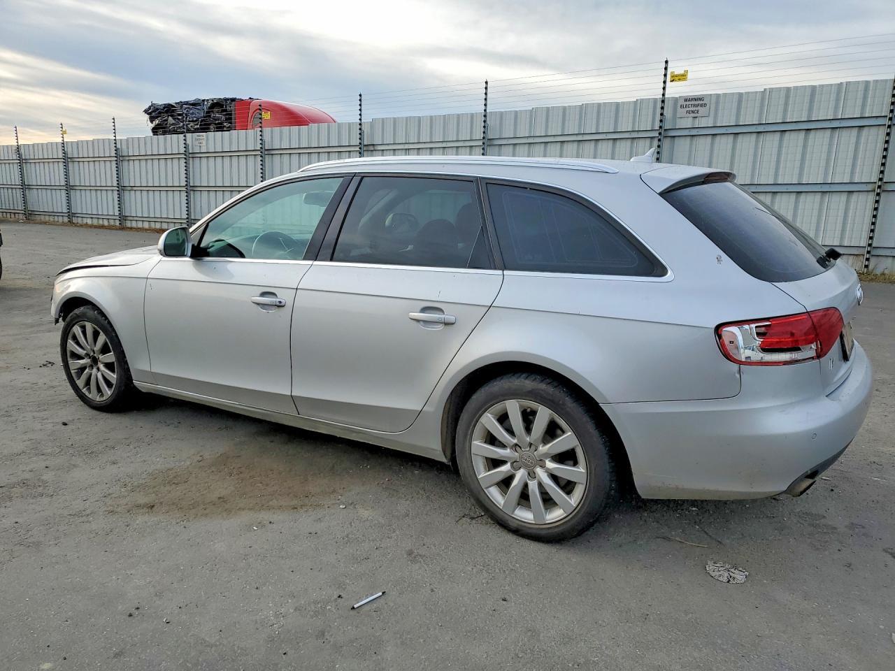 2009 Audi A4 Premium Plus - Фото 2