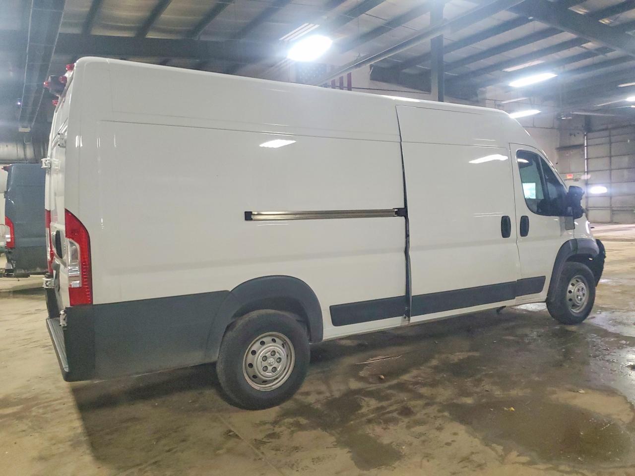 2023 Ram Promaster 3500 Delivery Van - Фото 3