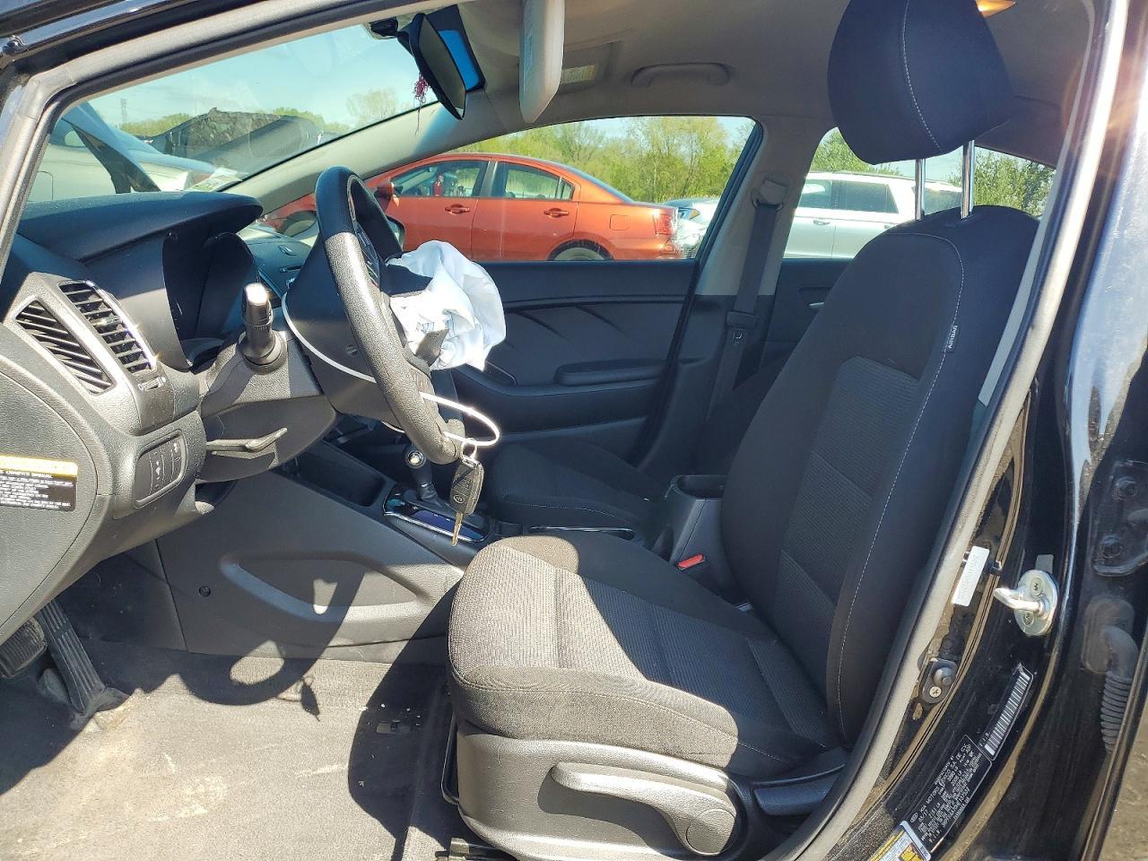2017 Kia Forte Lx - Image 7