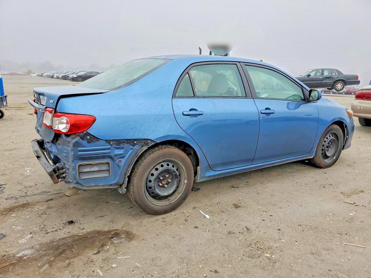 2012 Toyota Corolla - Фото 3