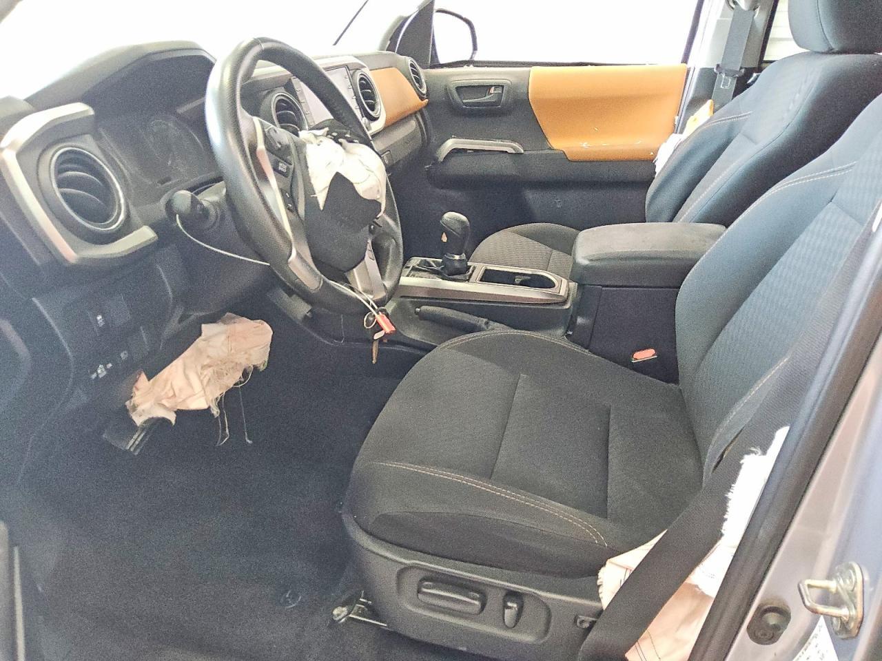 2020 Toyota Tacoma Sr5 V6 - Image 7