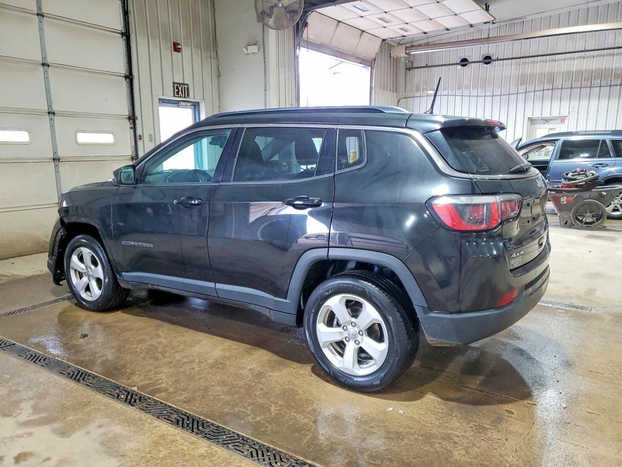 2018 Jeep Compass Latitude - Фото 2