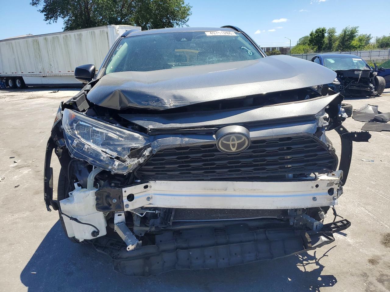 2019 Toyota Rav4 Le - Image 5