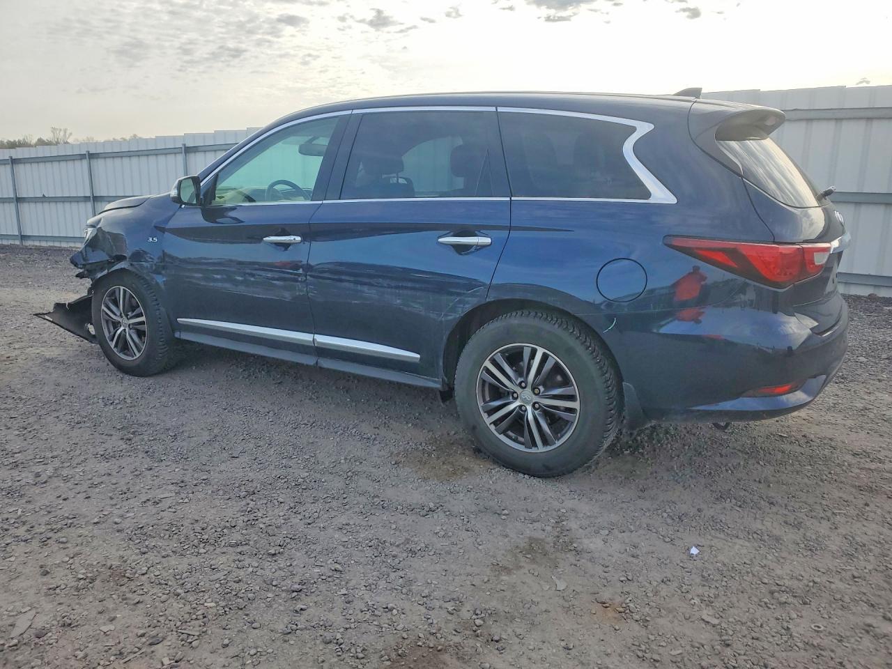 2017 Infiniti Qx60 Base - Фото 2