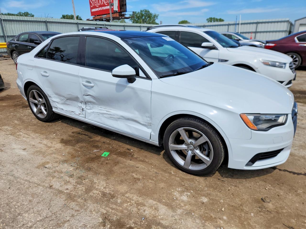 2016 Audi A3 Premium - Image 4