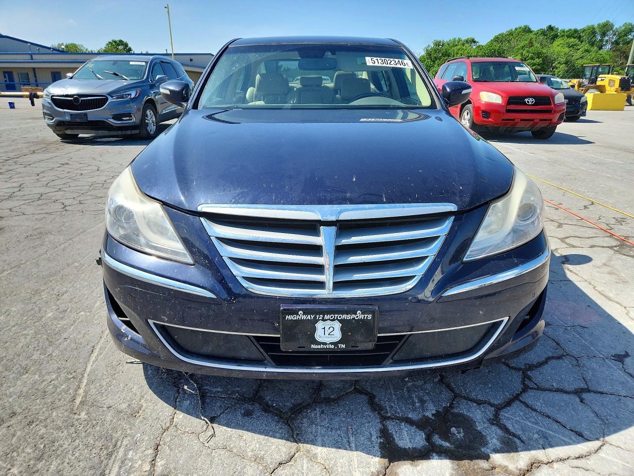 2012 Hyundai Genesis 3.8L - Фото 5