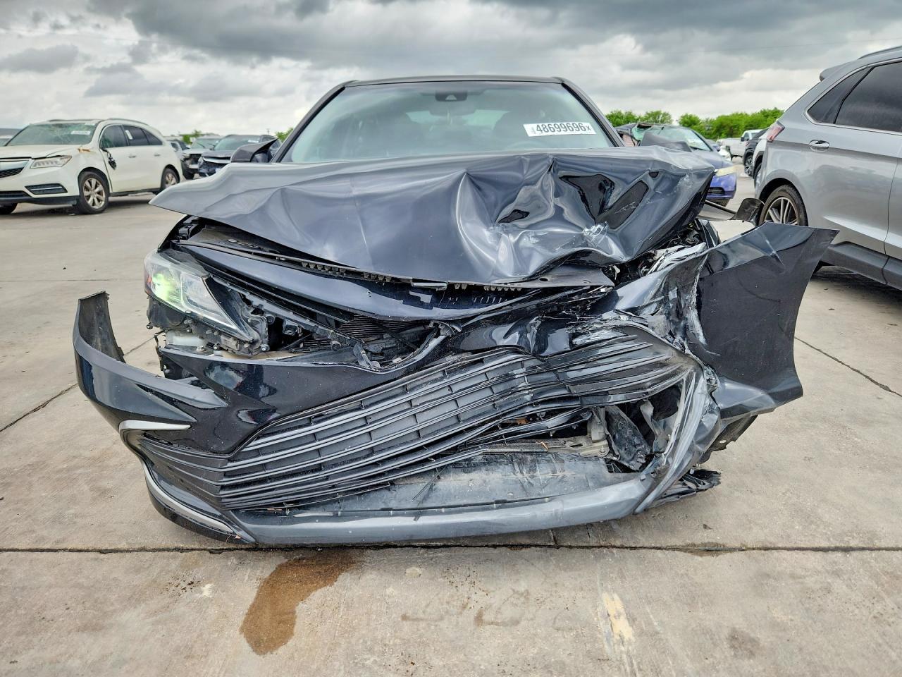 2022 Toyota Camry Le - Image 5