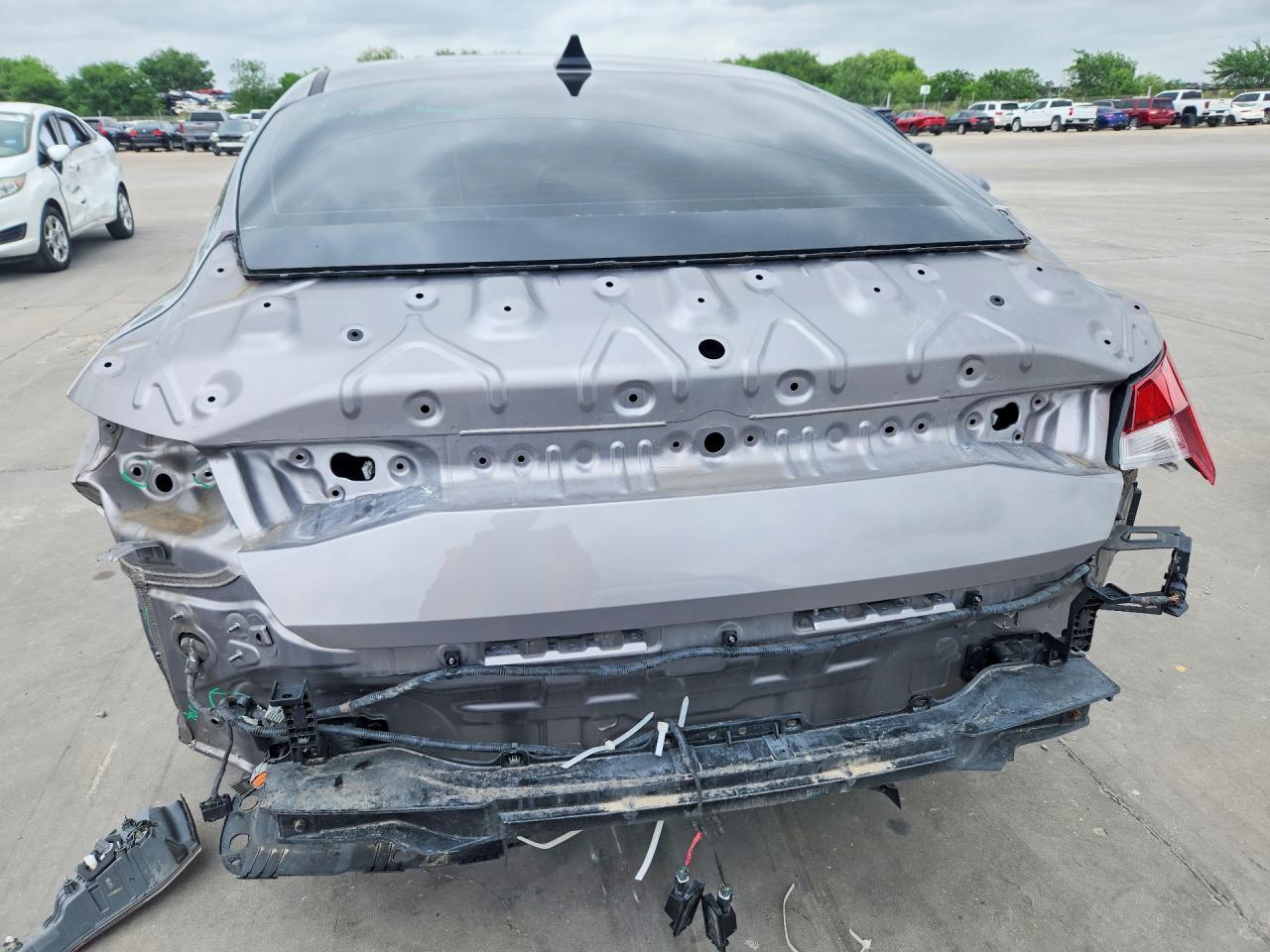 2021 Hyundai Elantra Sel - Фото 6
