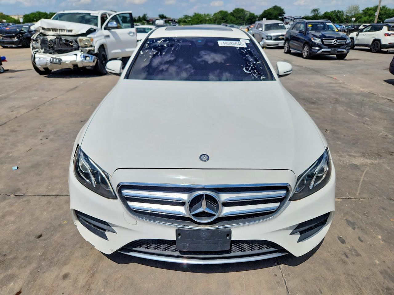 2017 Mercedes-Benz E 300 4Matic - Image 5