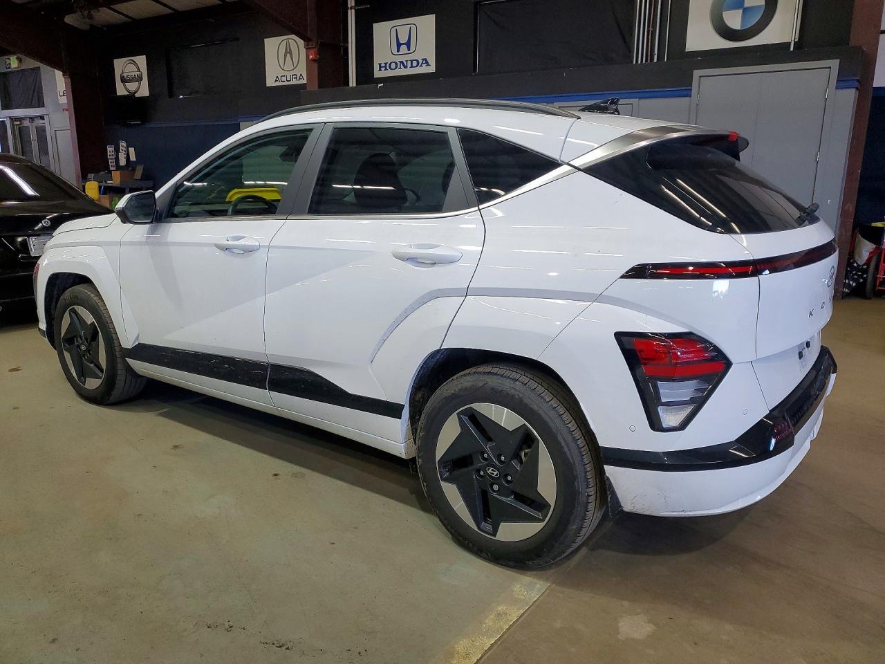 2025 Hyundai Kona Electric Limited - Фото 2
